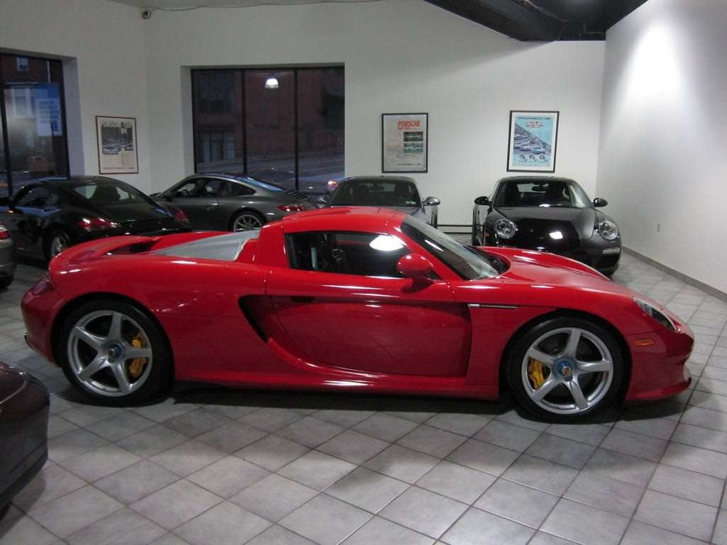 2004-Carrera-GT.jpg